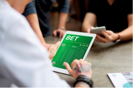 ¿Cómo registrarse en Betsson Perú y acceder al bono de bienvenida 2025?